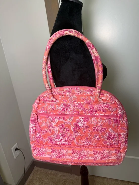 Vera Bradley Retired Hope Toile Pink Floral Quilted Purse Shoulder Lola Bag - Picture 3 of 4